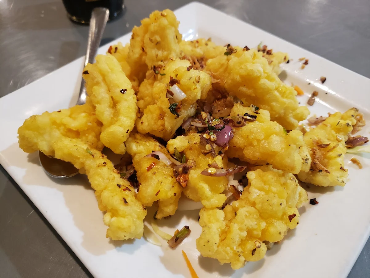 salt & pepper squid 椒盐鲜鱿